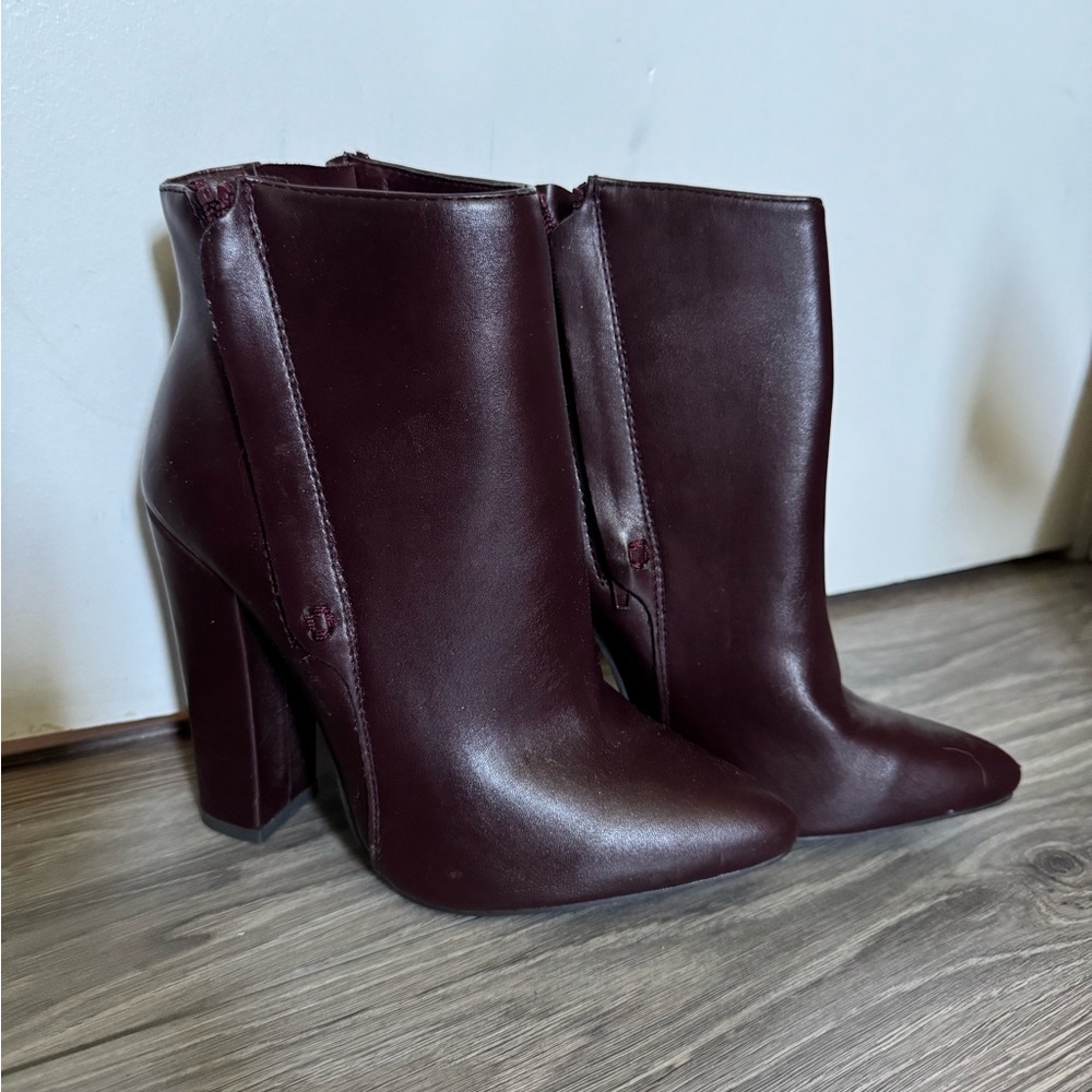 Elegant Burgundy Ankle Boots